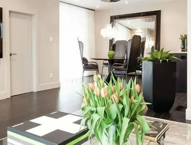 Suite 76 hotel detail image 4