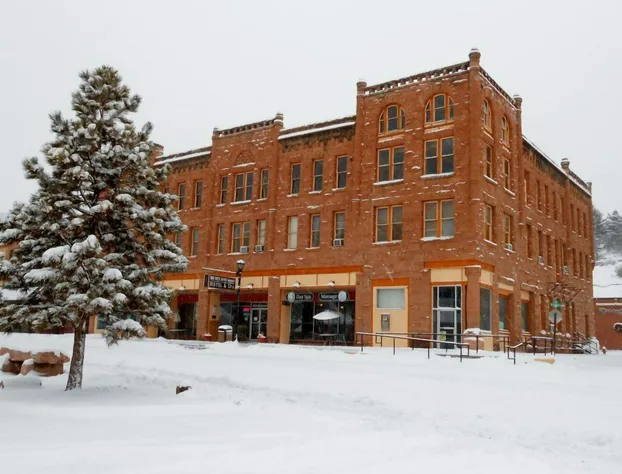 Suites at The Red Rock Vacation rentals hotel detail image 1