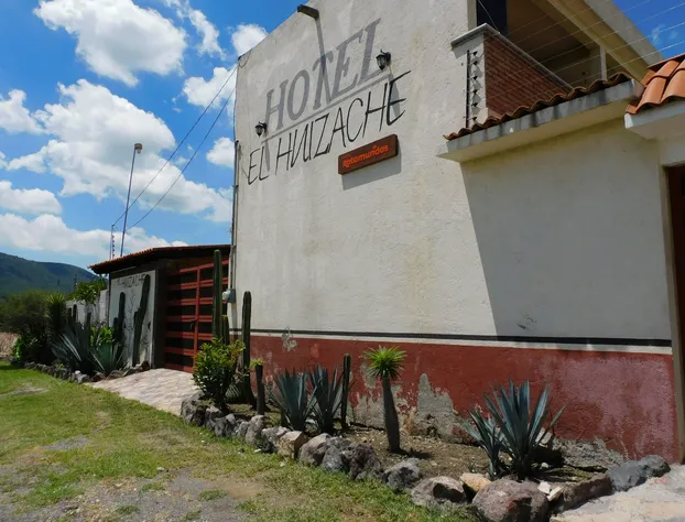 El Huizache Rotamundos hotel detail image 2