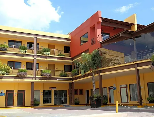 Hotel Plaza Bernal hotel detail image 2