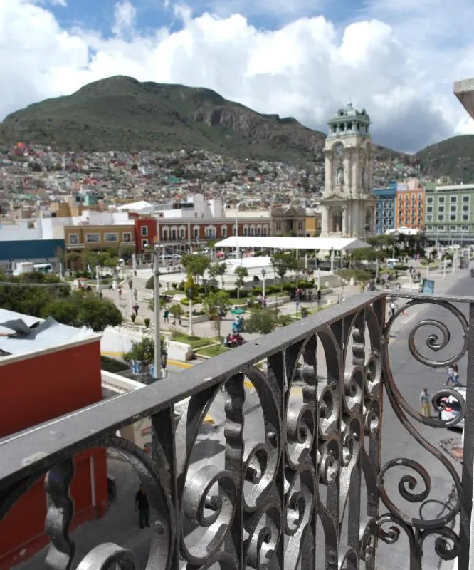 Hotel de los baños hotel hero