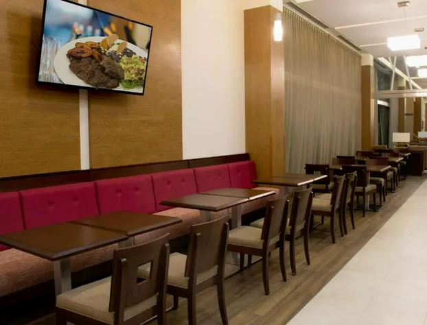 Hampton Inn by Hilton Villahermosa hotel detail image 3