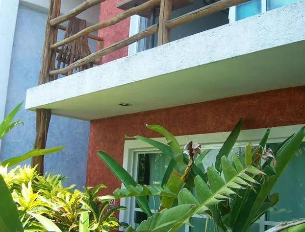 Elements of the Island hotel detail image 2