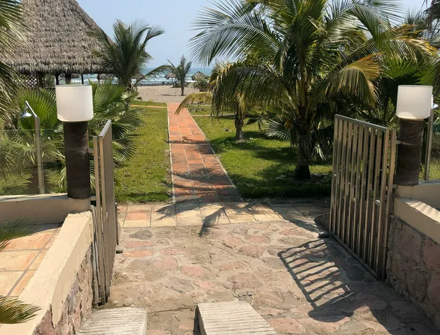 Ananta Hotel hotel detail image 2