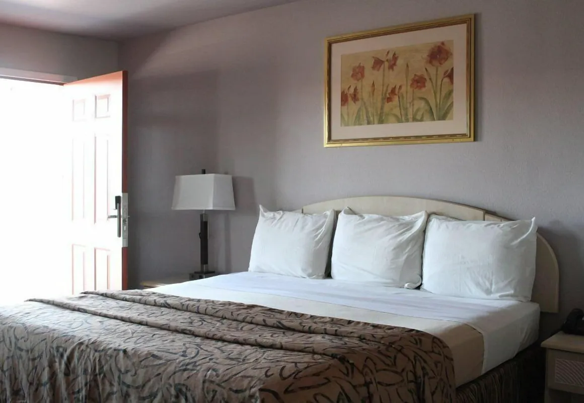 Parks Inn Bowie hotel hero