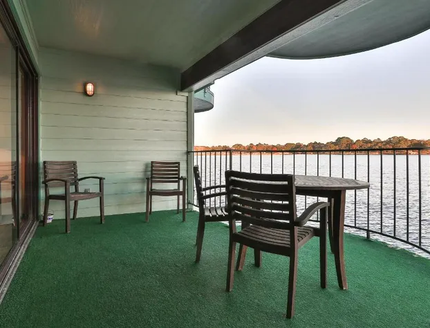 Resort Attractions hotel detail image 4