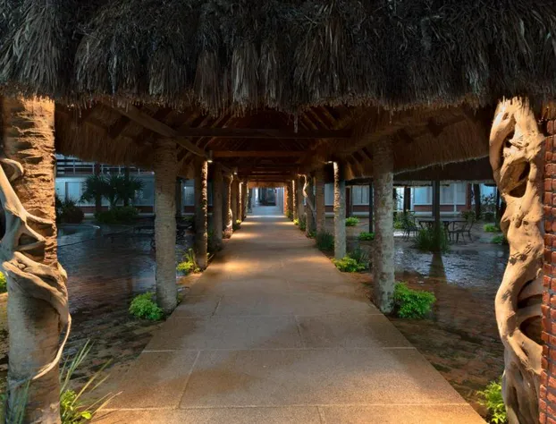 Hotel Plaza Palmas hotel detail image 1