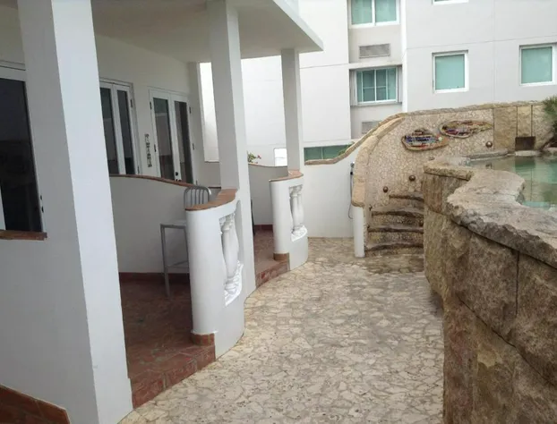 Acacia Boutique Hotel hotel detail image 3