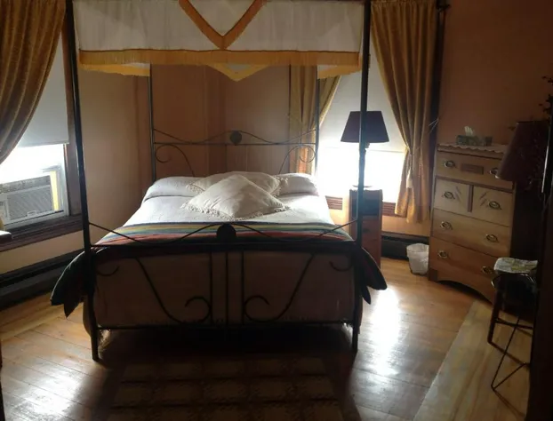 Maison McKenzie House hotel detail image 3