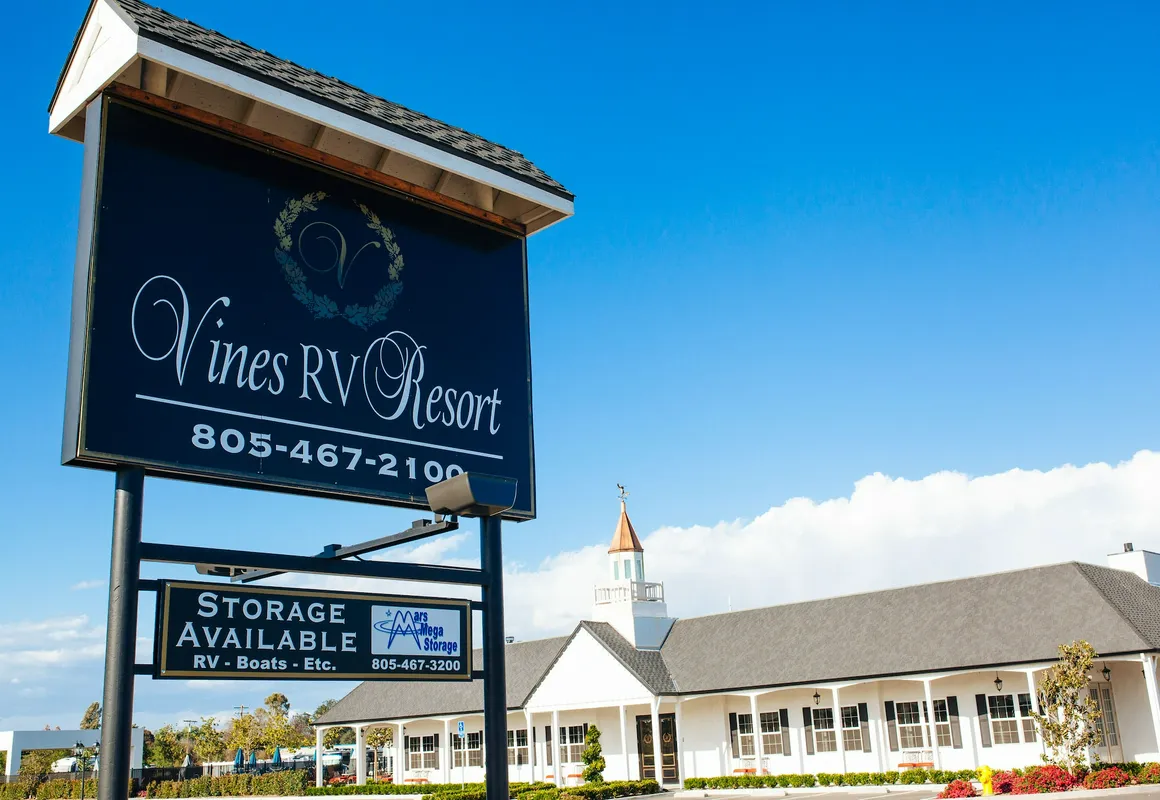 Vines RV Resort hotel hero