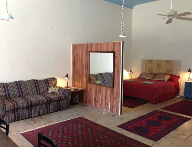 The Holy Moly Blues Central hotel detail image 4