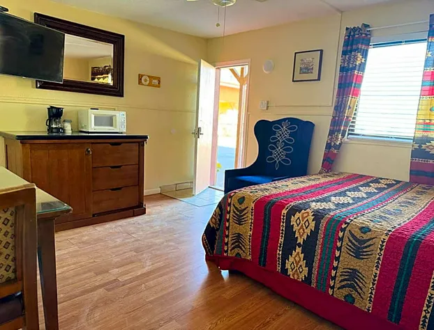 Apache Motel hotel detail image 4