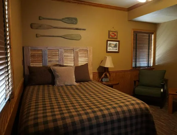 Shaver Lake Village Hotel hotel detail image 2