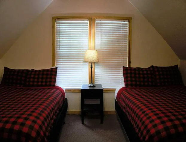 Shaver Lake Village Hotel hotel detail image 3