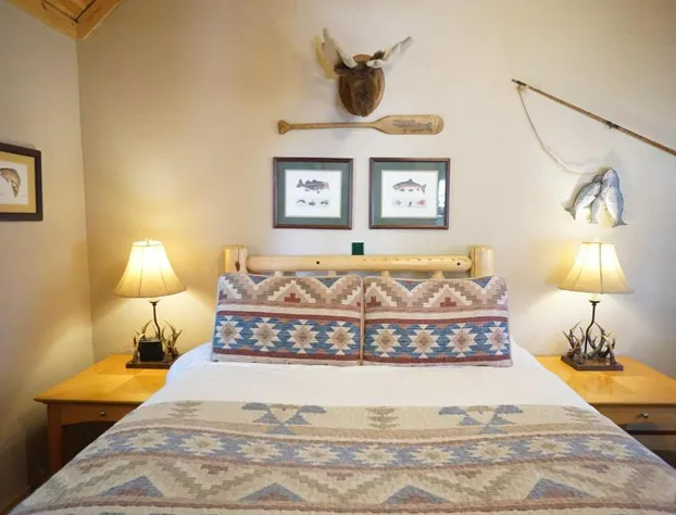 Shaver Lake Village Hotel hotel detail image 2