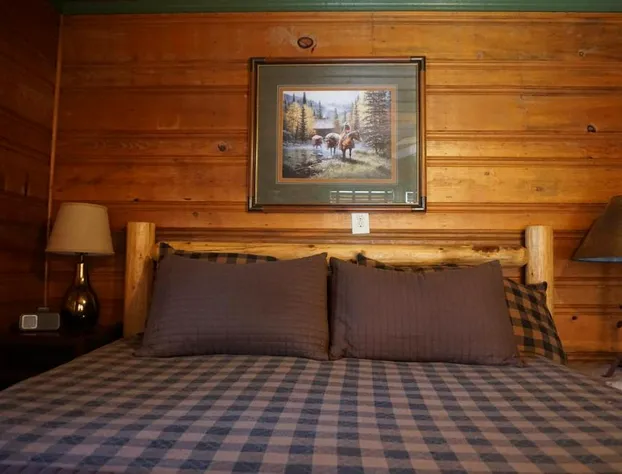 Shaver Lake Village Hotel hotel detail image 3