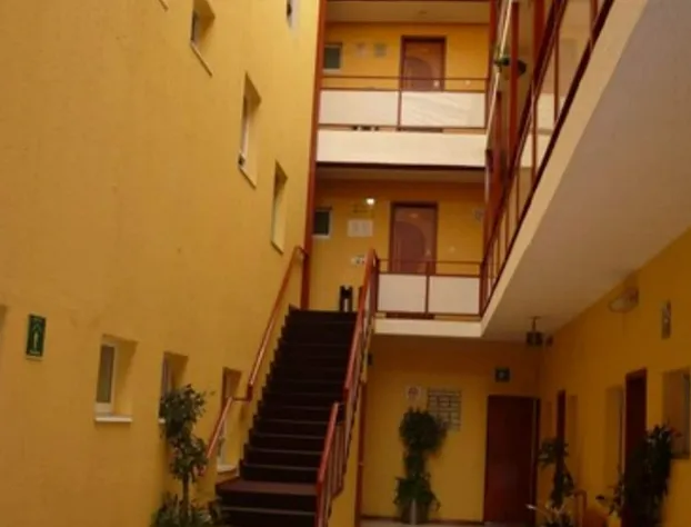 Hotel Universal hotel detail image 1