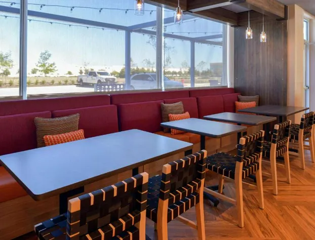 Tru by Hilton Coppell DFW Airport North hotel detail image 4