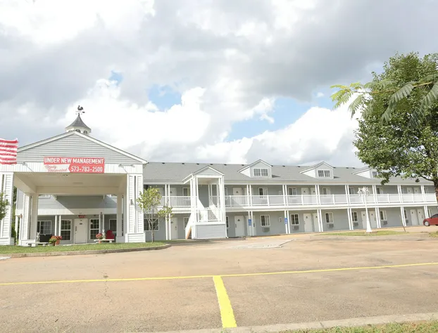 Madison Inn Lodge hotel detail image 1
