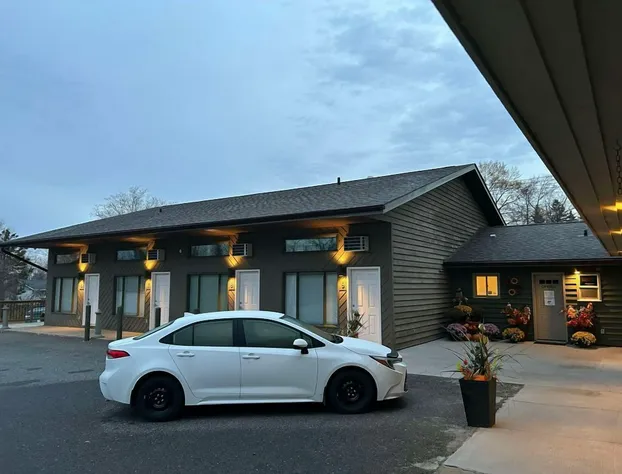 Nature's Inn Kenora hotel detail image 3