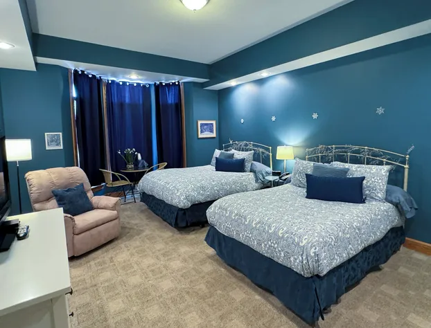 The Seasons Inn at Nicks Place hotel detail image 3