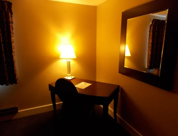 The Washburn Inn - On the Lake hotel detail image 3