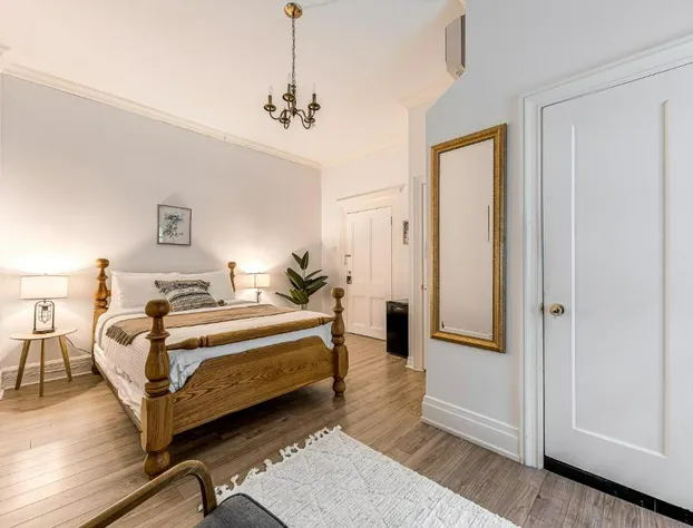 North House - Auberge la chouette / Hôtel Automatisé hotel detail image 1