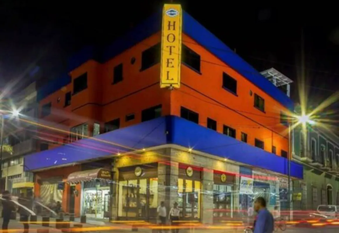 Hotel Los Reyes hotel hero