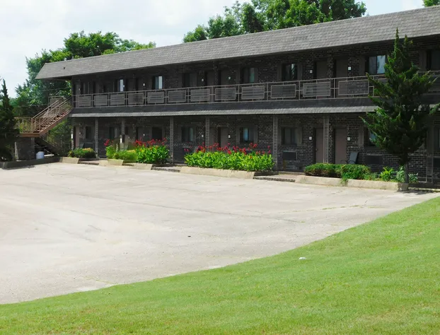 Cedar Glade Resort hotel detail image 1