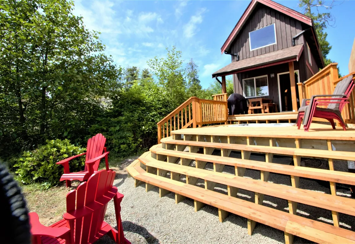 Best Coast Cabin hotel hero