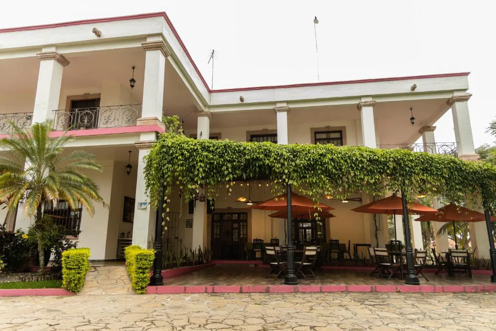 Finca Garullo hotel hero