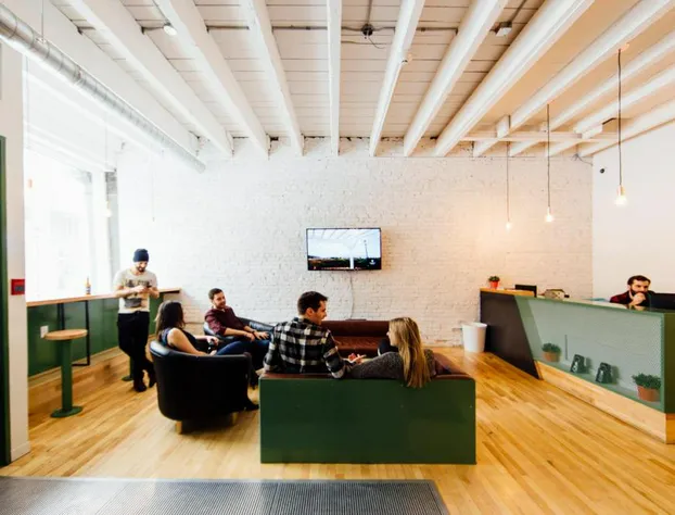 Auberge Alt Hostel hotel detail image 3