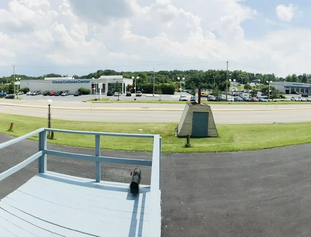 Friendly Inn Motel hotel detail image 1