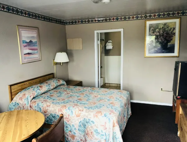 Friendly Inn Motel hotel detail image 4