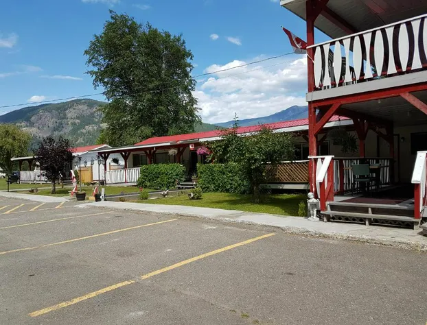 Rivermount Motel Campground and RV Park hotel detail image 1