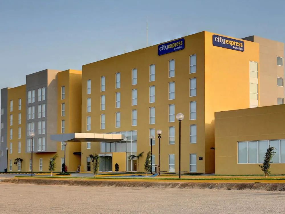 City Express by Marriott Salina Cruz hotel hero