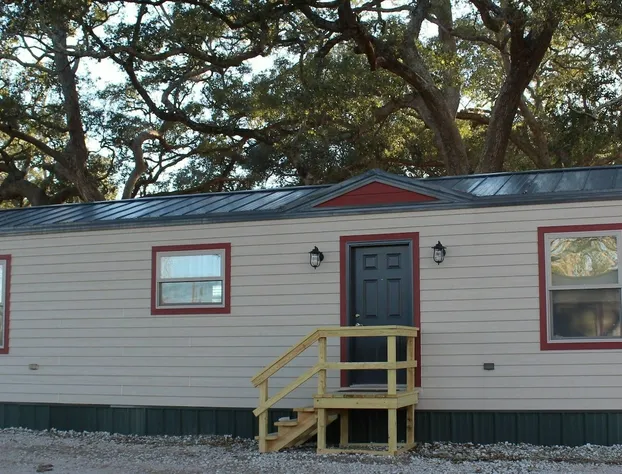 Custom Touch Village Bay City hotel detail image 4