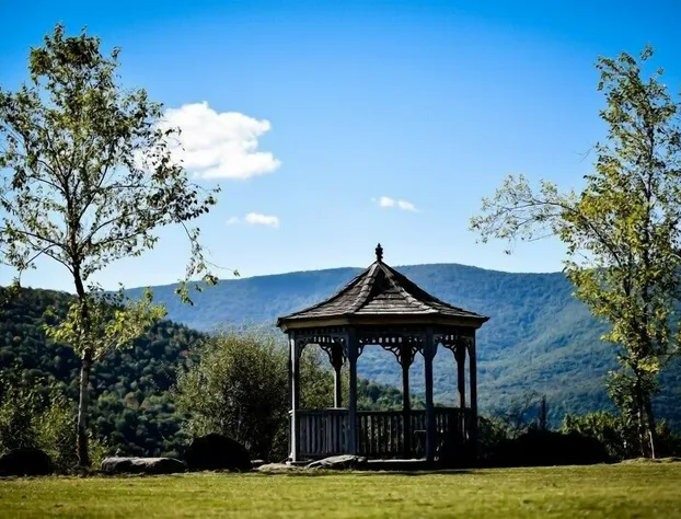 Hanah mountain resort and country club hotel detail image 2