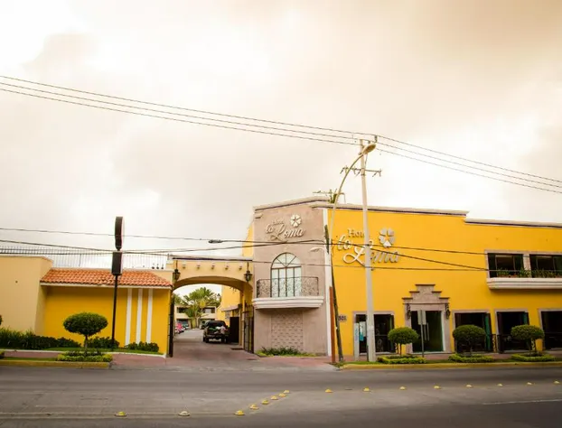 Hotel La Loma hotel detail image 3