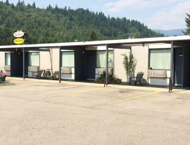 Twin Rivers Motel Castlegar hotel detail image 1