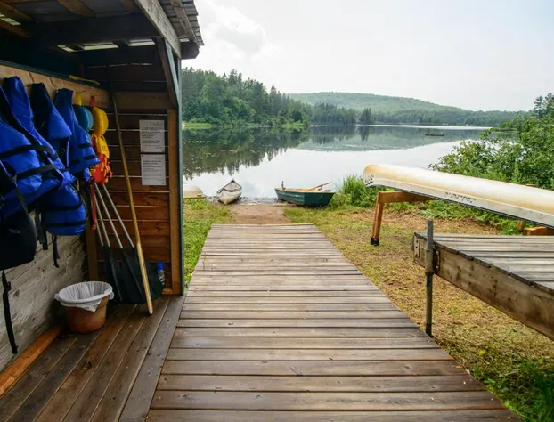 Auberge St-Mathieu du Lac hotel detail image 3