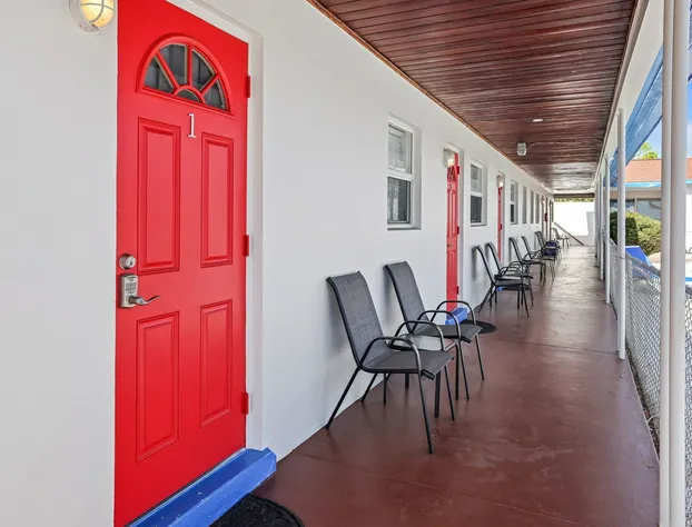 Sun Island Motel hotel detail image 2