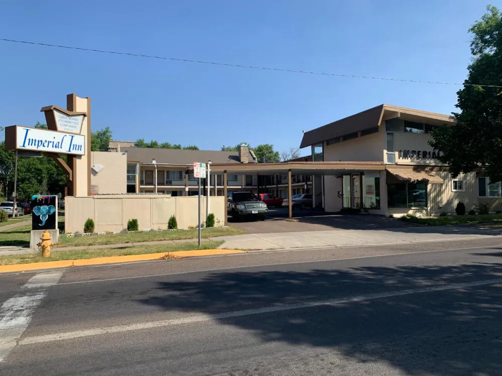 Imperial Inn hotel hero