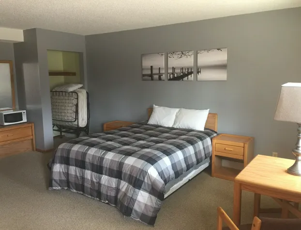 Red Door Resort & Motel hotel detail image 2