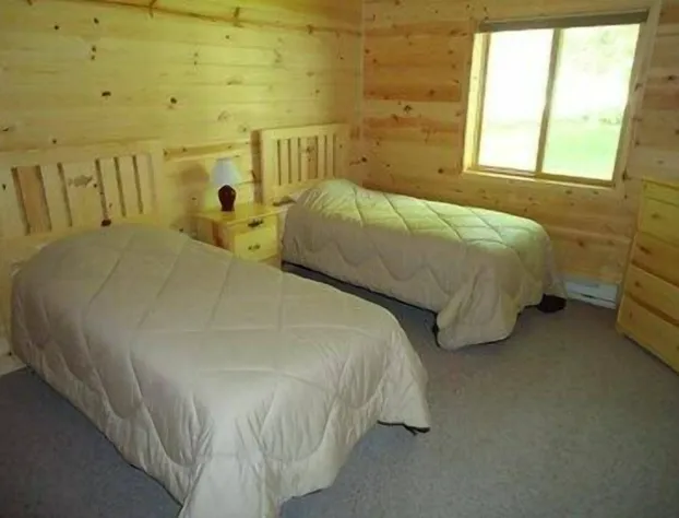 Red Door Resort & Motel hotel detail image 3