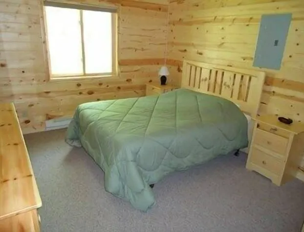 Red Door Resort & Motel hotel detail image 4