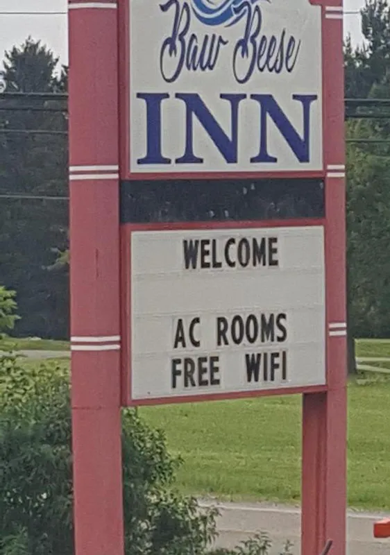 Baw Beese Inn hotel hero