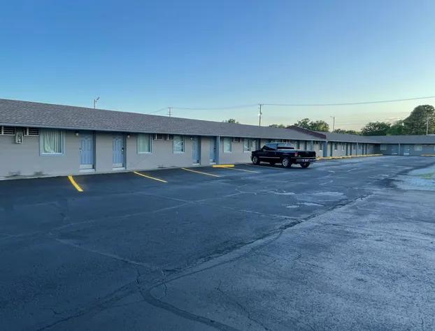 Budget Inn hotel detail image 1