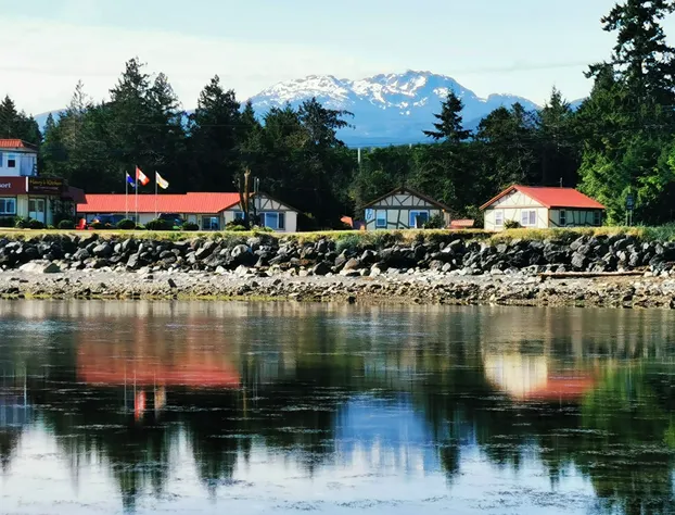 Qualicum Bay Resort hotel detail image 2