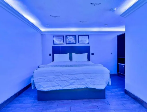 Mid City inn hotel detail image 4